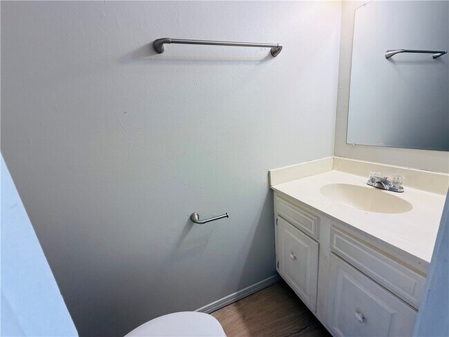 Building Photo - 1701 S West End St