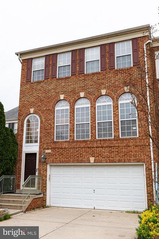Building Photo - 13638 Cedar Run Ln