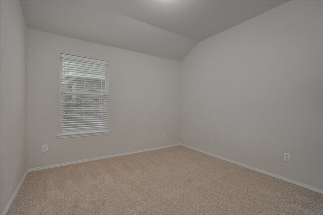 Building Photo - 1779 Eagle River Trail