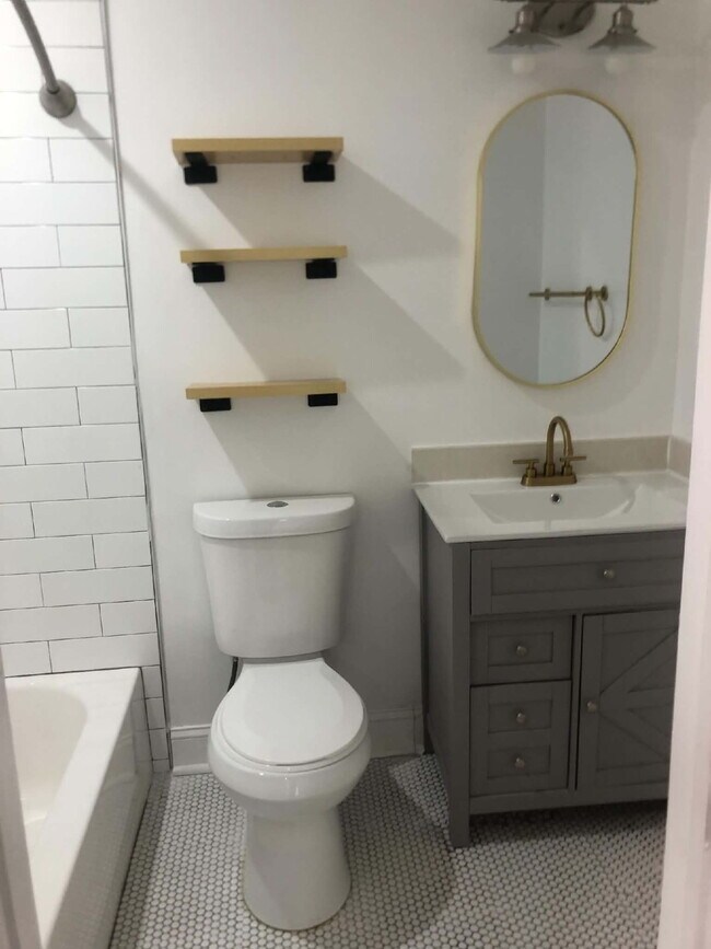 Building Photo - Newly Renovated 3BR/2.5BA Home in NE DC – Move-In Ready!