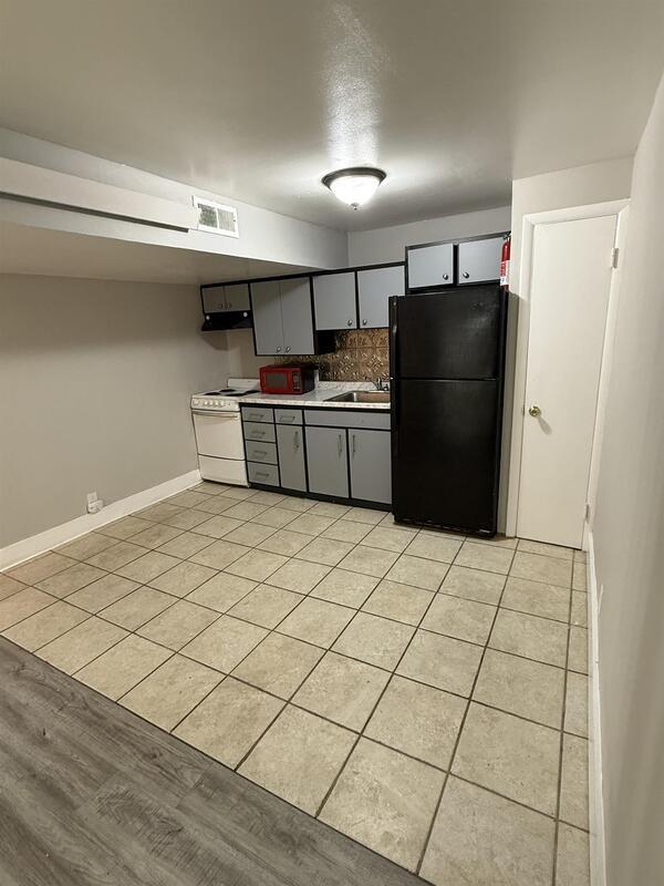 Building Photo - 3512 Dodge St