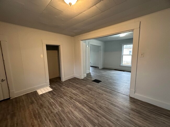 Building Photo - 1905 Griggs-