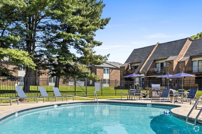 Building Photo - The Crossings at Neshaminy Apartments