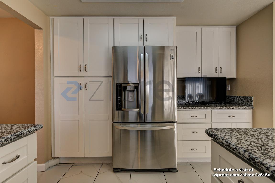 Building Photo - 67 Silkberry