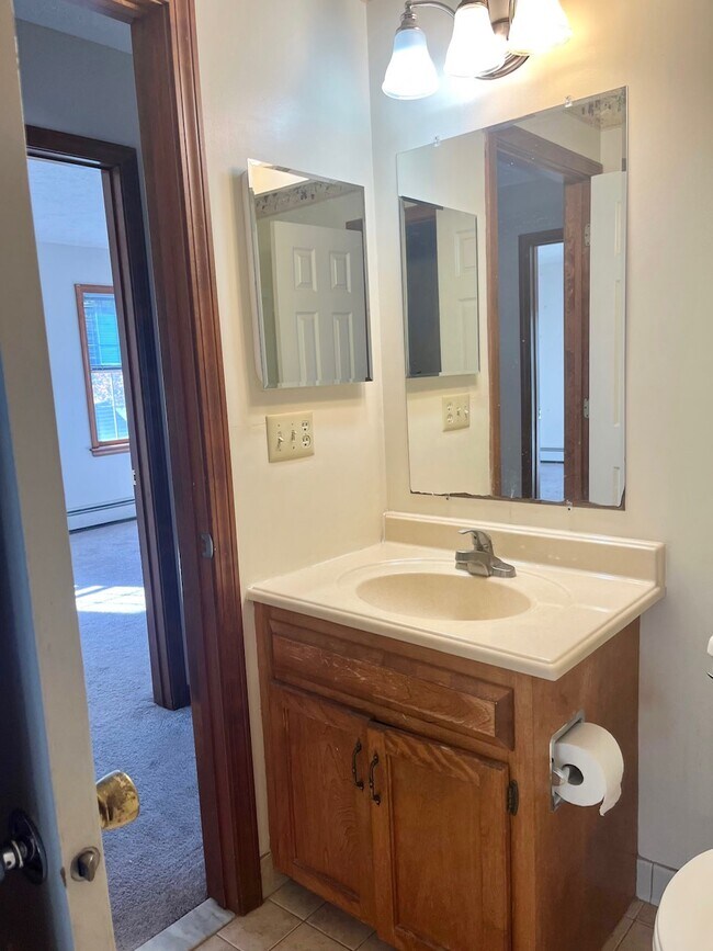 Building Photo - 61 Deer Run Trl