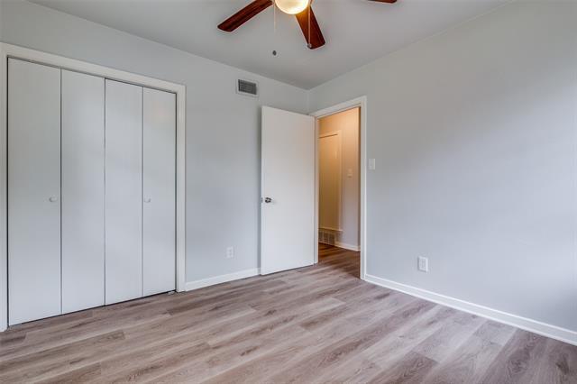 Building Photo - 10637 Dunaway Dr