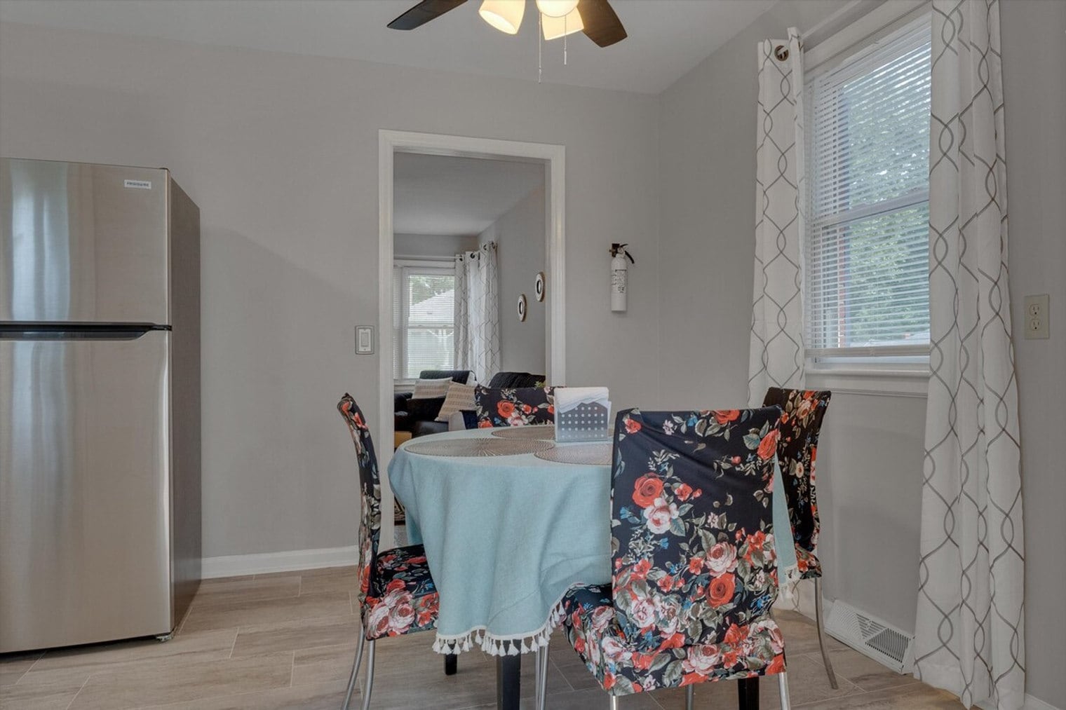 Building Photo - 804 Urban Ave