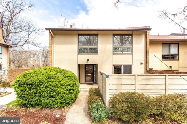 Primary Photo - 11710 Indian Ridge Rd