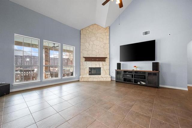 Building Photo - 10341 Casetta Dr