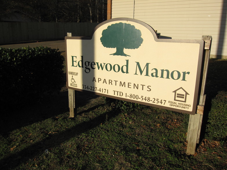 Primary Photo - Edgewood Manor