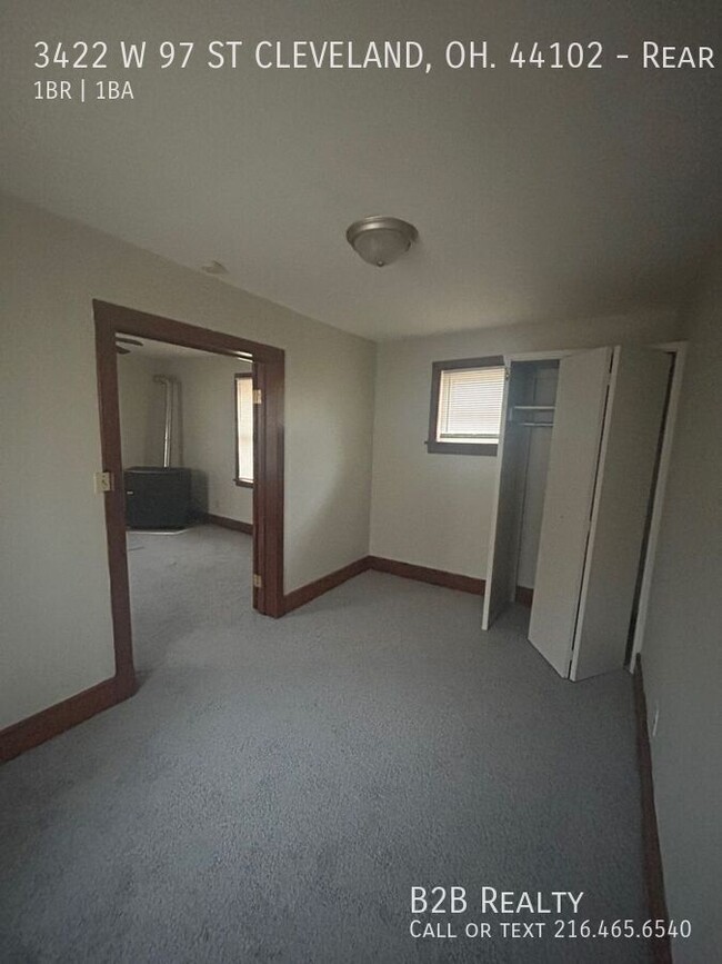 Building Photo - Cozy 1-Bedroom Rear Unit in West Cleveland...