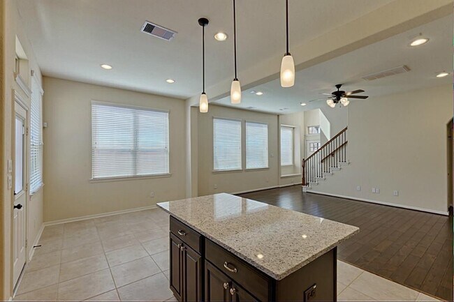 Building Photo - 12238 La Strada St