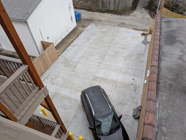 Building Photo - 3233 Morgan Ford Rd