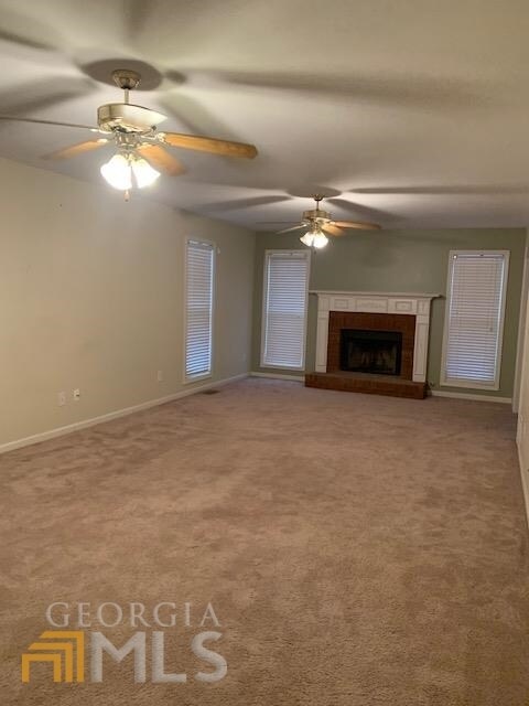 Building Photo - 552 Magnolia Dr
