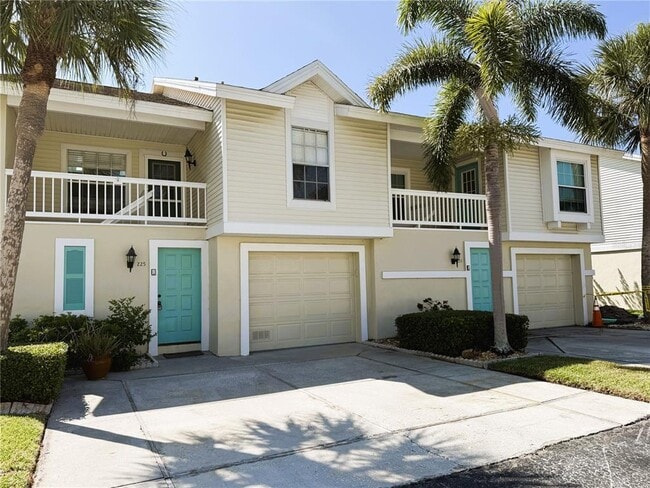 Building Photo - 225 Sun Vista Ct S