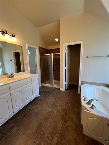 Building Photo - 804 Whitley Ct