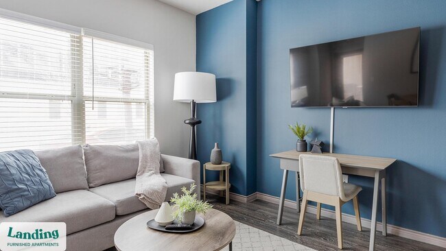 Building Photo - 650 S Main St