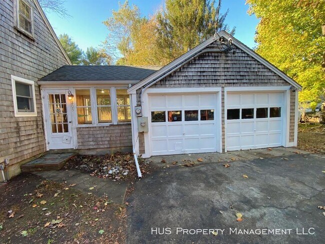 Building Photo - 205 Winter St