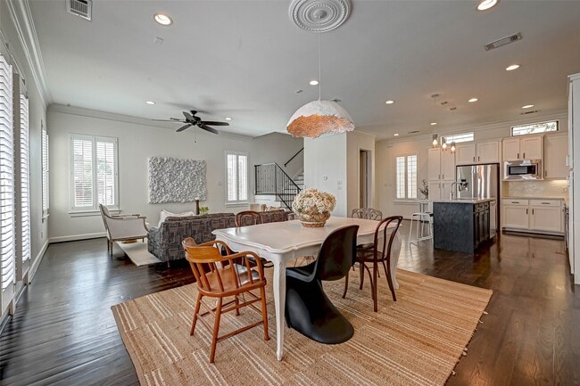 Building Photo - 2516 Bevis St