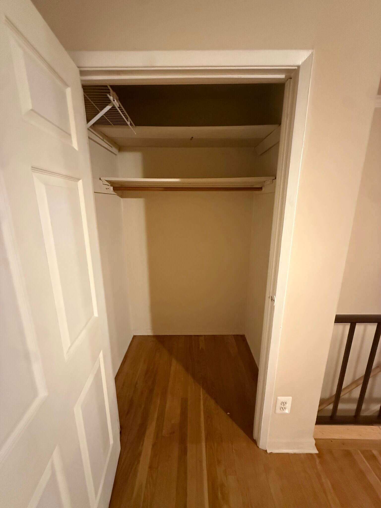 Building Photo - 68 W End Ave