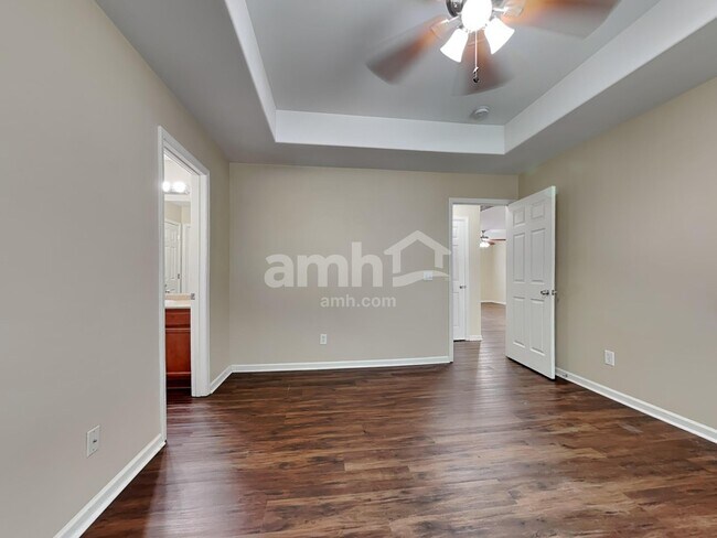 Building Photo - 406 Flint Dr