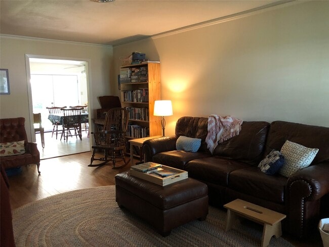 Building Photo - 7031 Langdon Ln