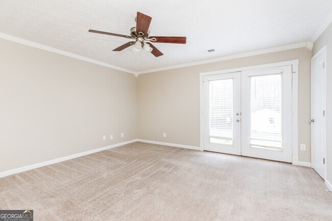 Building Photo - 150 Cedar Creek Ct