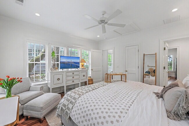 Building Photo - 172 Wando Reach Ct