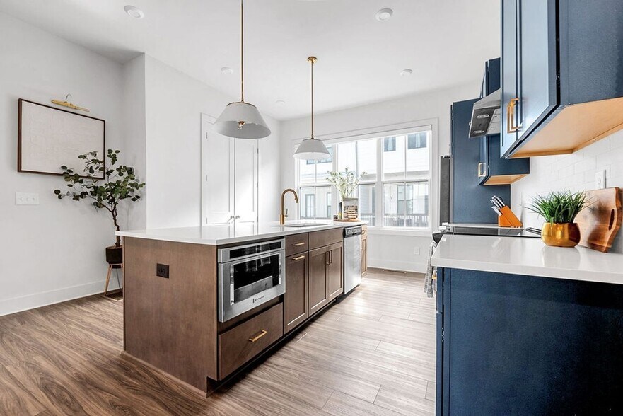 Building Photo - 1249 Zucchini Cir SE