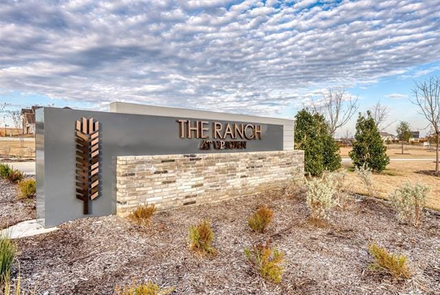 Building Photo - 1013 Rainshower Wy