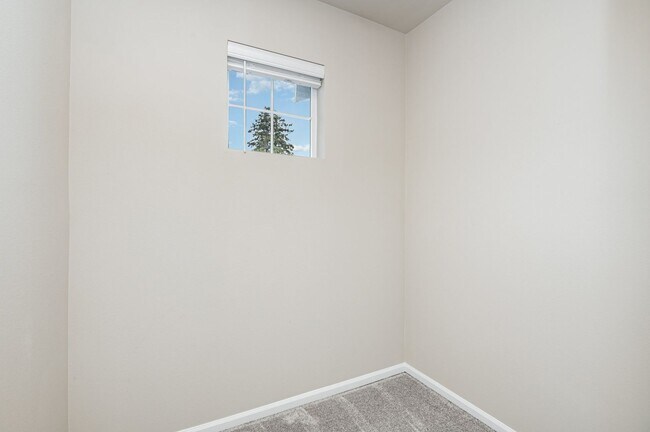 Building Photo - Spacious 5 bed 3 bath home in Puyallup