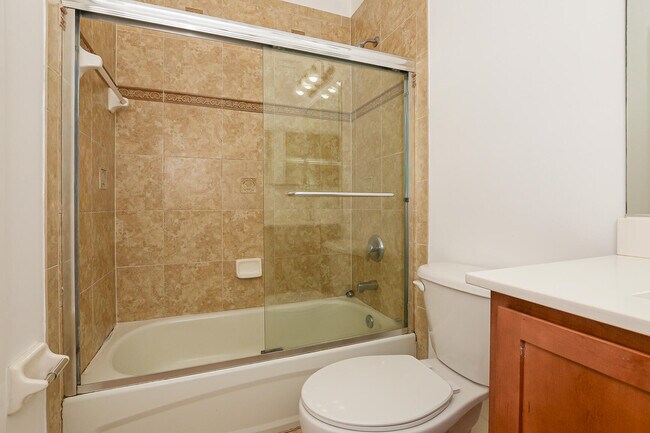 Building Photo - 3929 Sabal Way