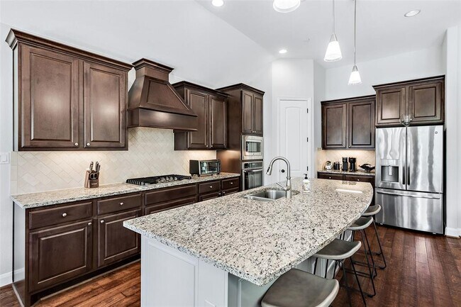 Building Photo - 106 Maxwell Way