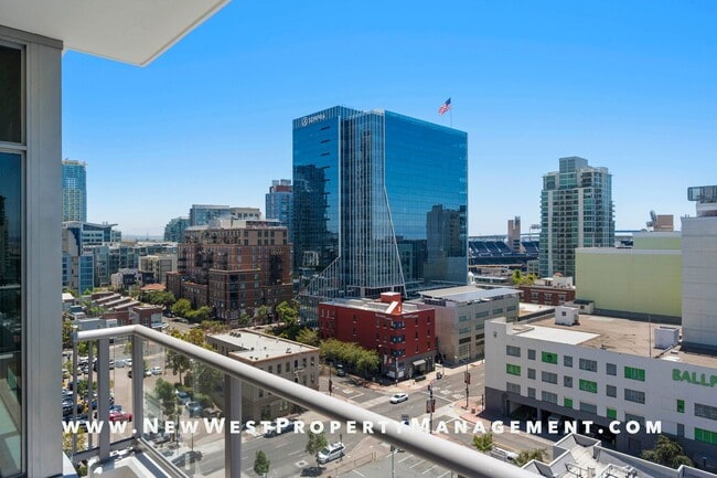 Building Photo - Stunning East Village 2-Bedroom at Alta! Available Now! Small Pet OK!