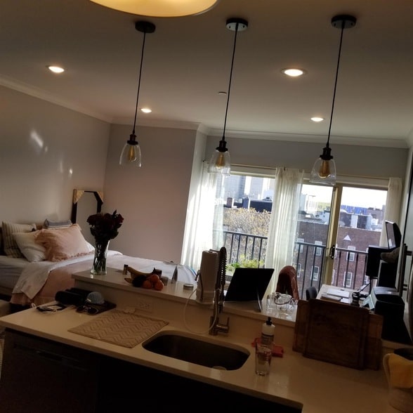 Building Photo - 3 Perrine Ave