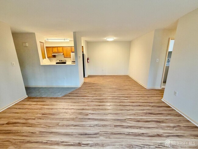 Building Photo - 9208 Tamarron Dr