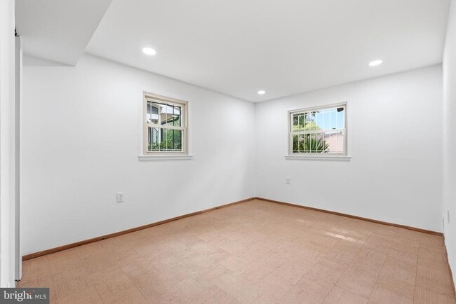 Building Photo - 17004 Gohagen Rd