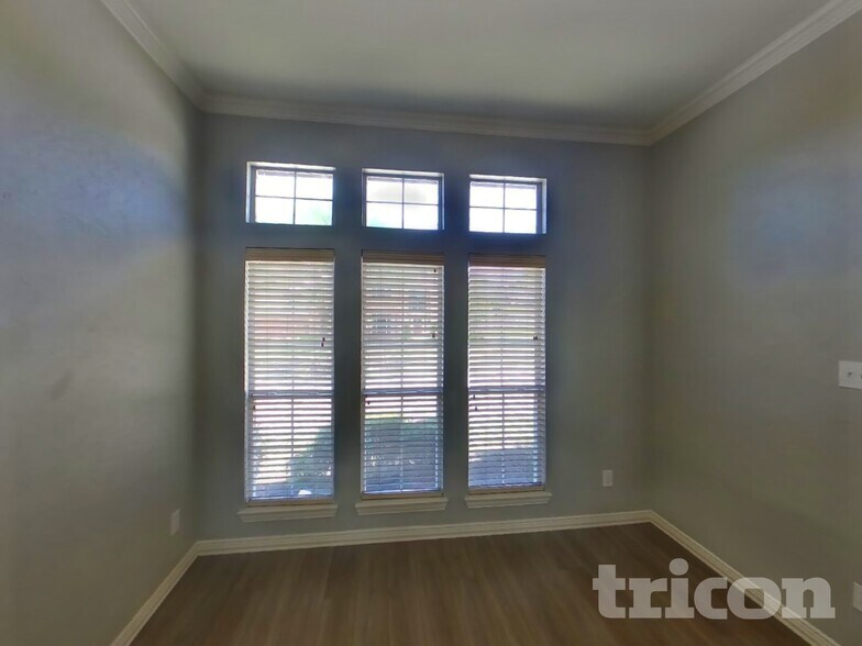 Building Photo - 1793 Lake Breeze Dr