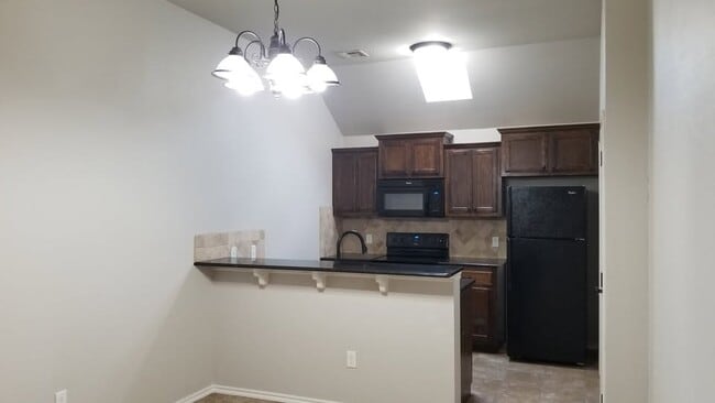 Building Photo - 2409 Frisco Way