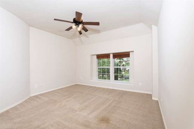 Building Photo - 24319 Bay Hill Blvd