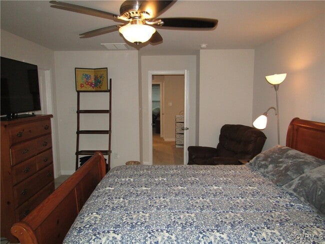 Building Photo - 2210 Palm Ct