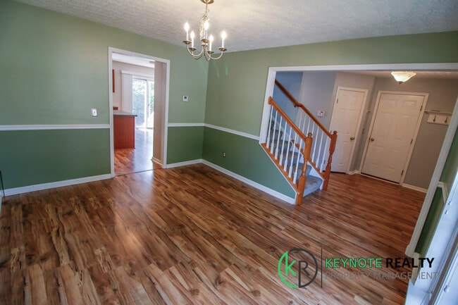 Building Photo - 6927 Erie Dr