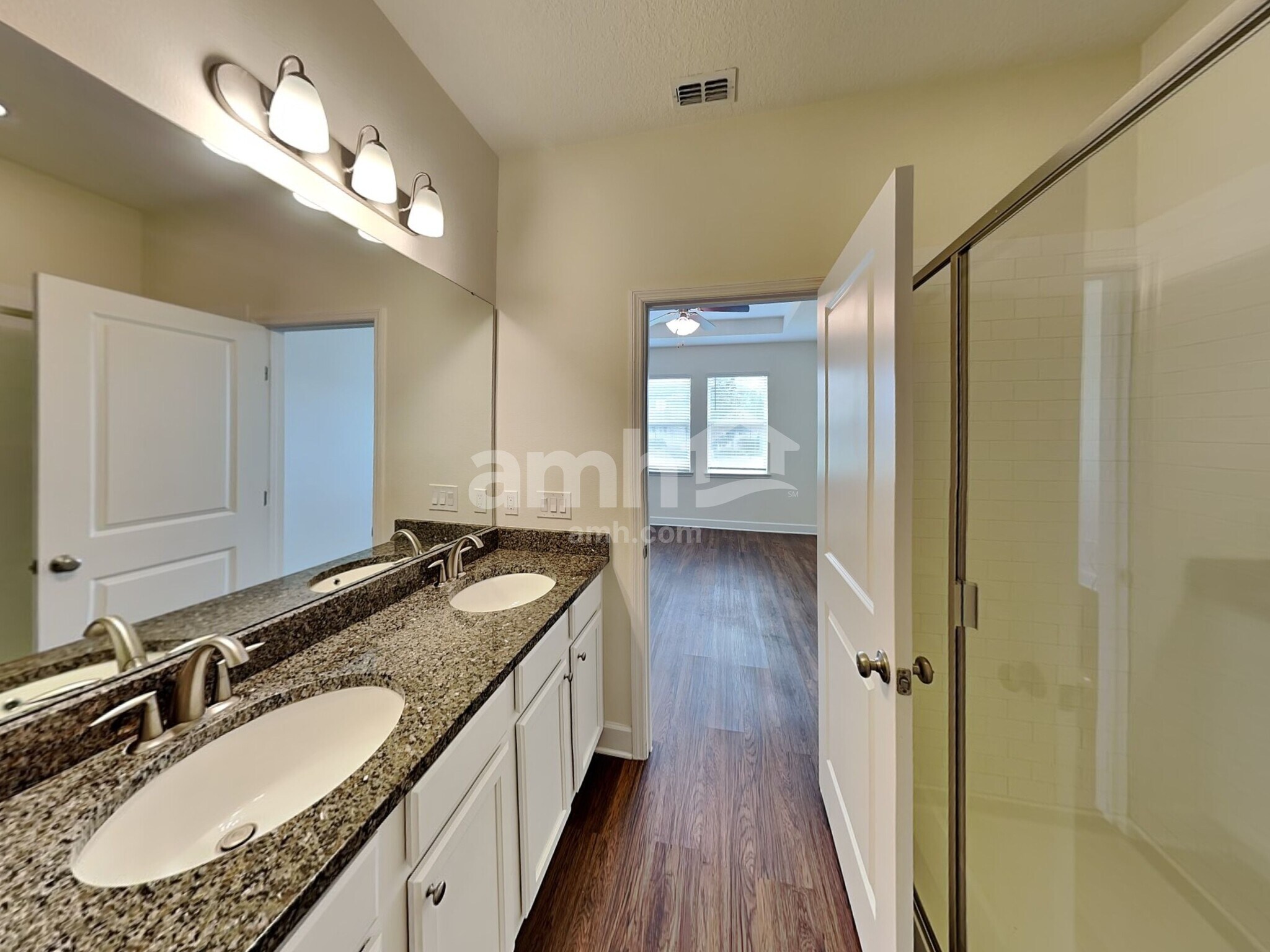 Building Photo - 306 Crestrun Loop