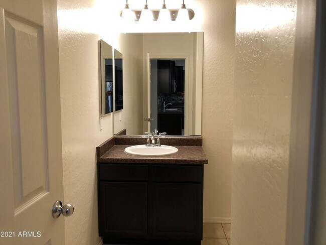 Building Photo - 8457 N 61st Ln