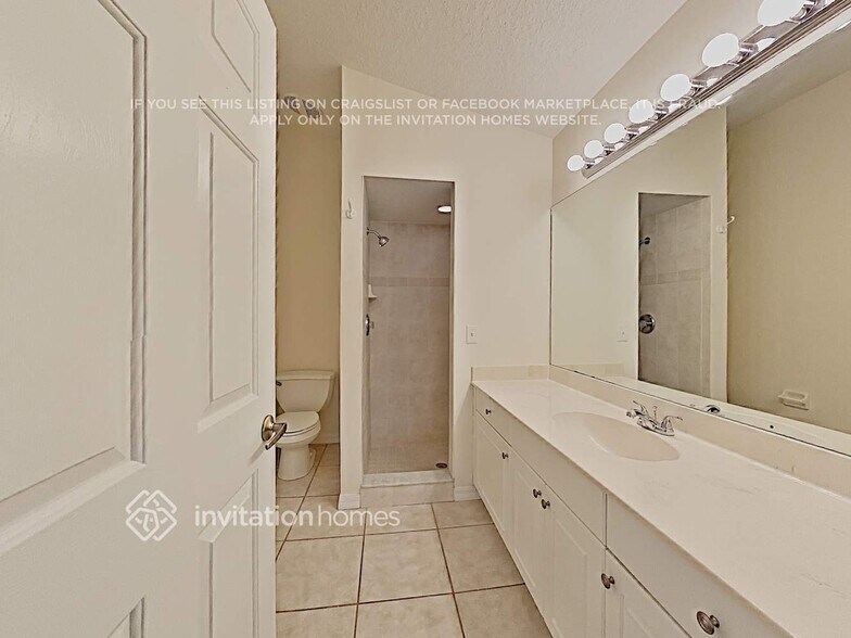 Building Photo - 5110 Volusia Ave