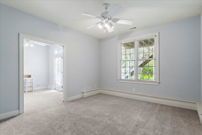 Building Photo - 106 Grannon Ct