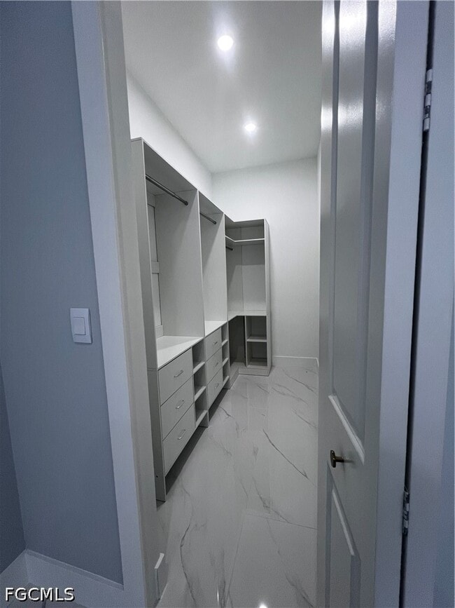 Building Photo - 3311 42nd St SW