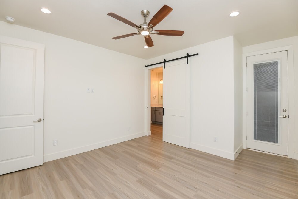 Building Photo - 7173 9th Hole Dr