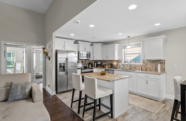 Building Photo - 2828 Russet Ridge Dr