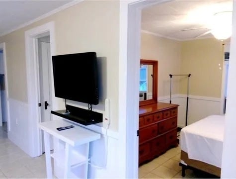 Building Photo - 6367 Cleveland St